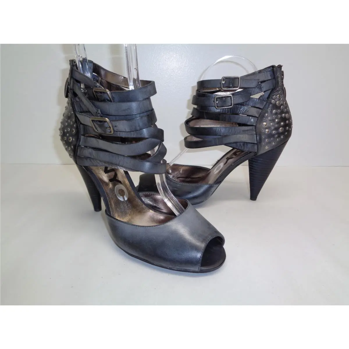DKNY shoes - Black (UPC: 644723872461) 5