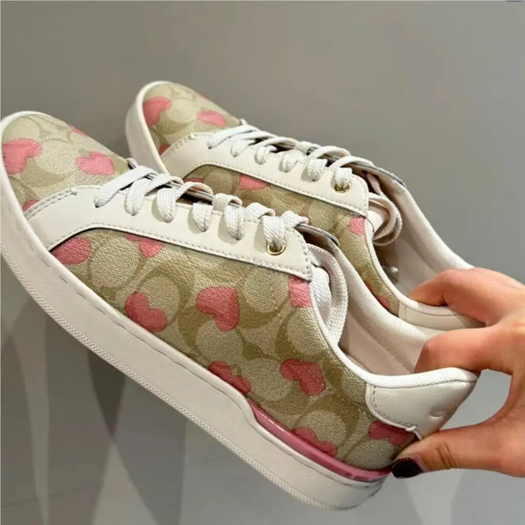Coach shoes - Clip Low Top Sneaker - Clip Low Top Sneaker - HEARTS - Multicoloured 12