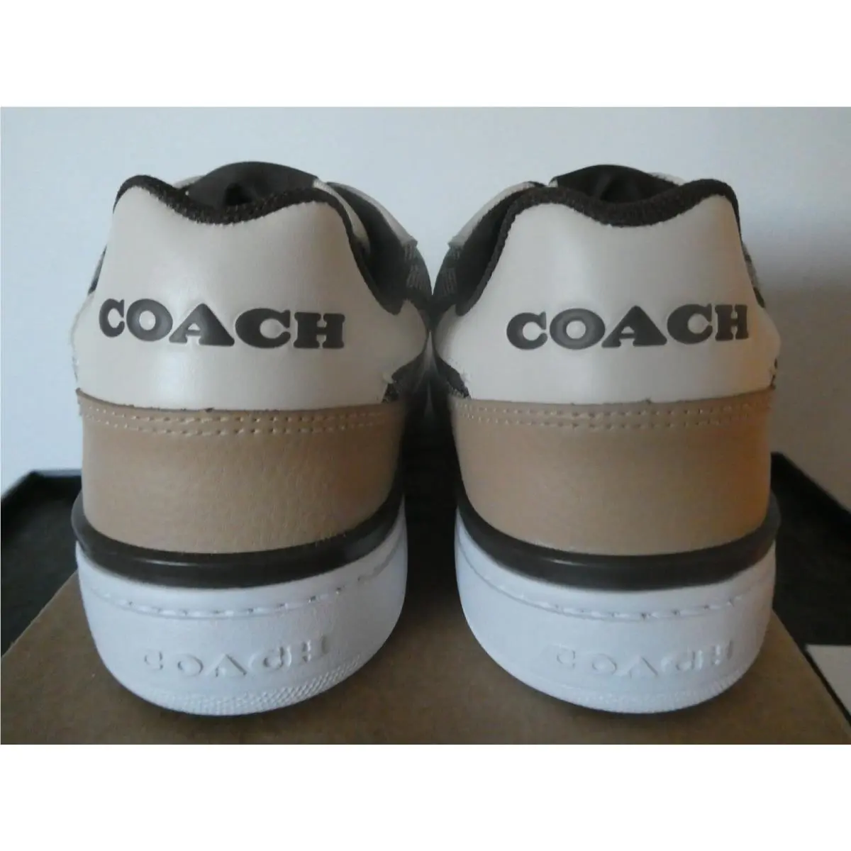 Coach shoes - Coach Clip Signature Court Low Top - Maple 9