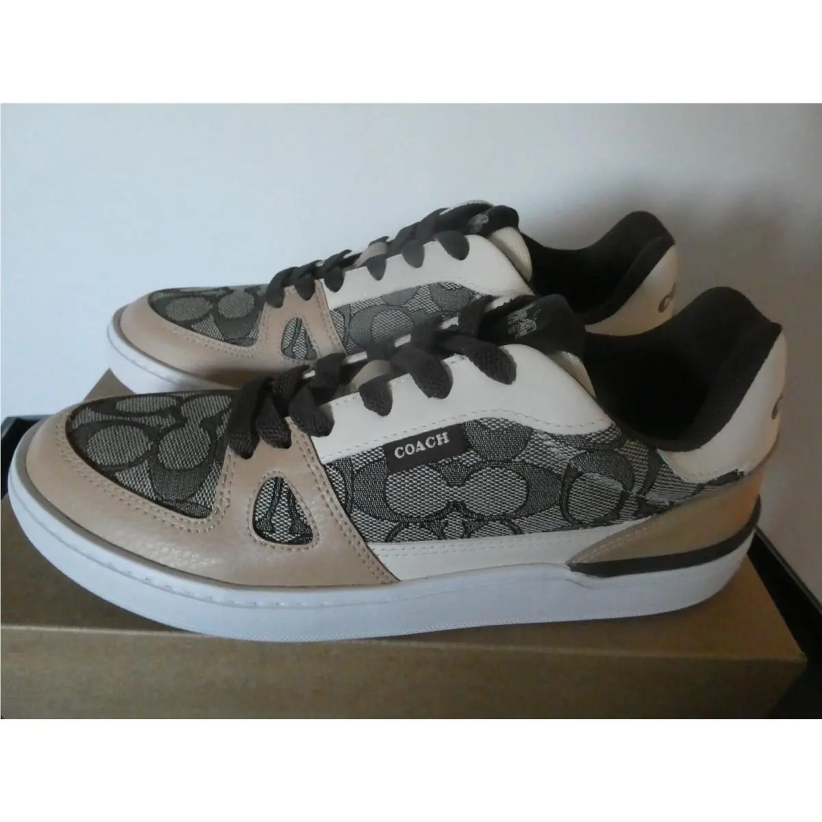 Coach shoes - Coach Clip Signature Court Low Top - Maple 10