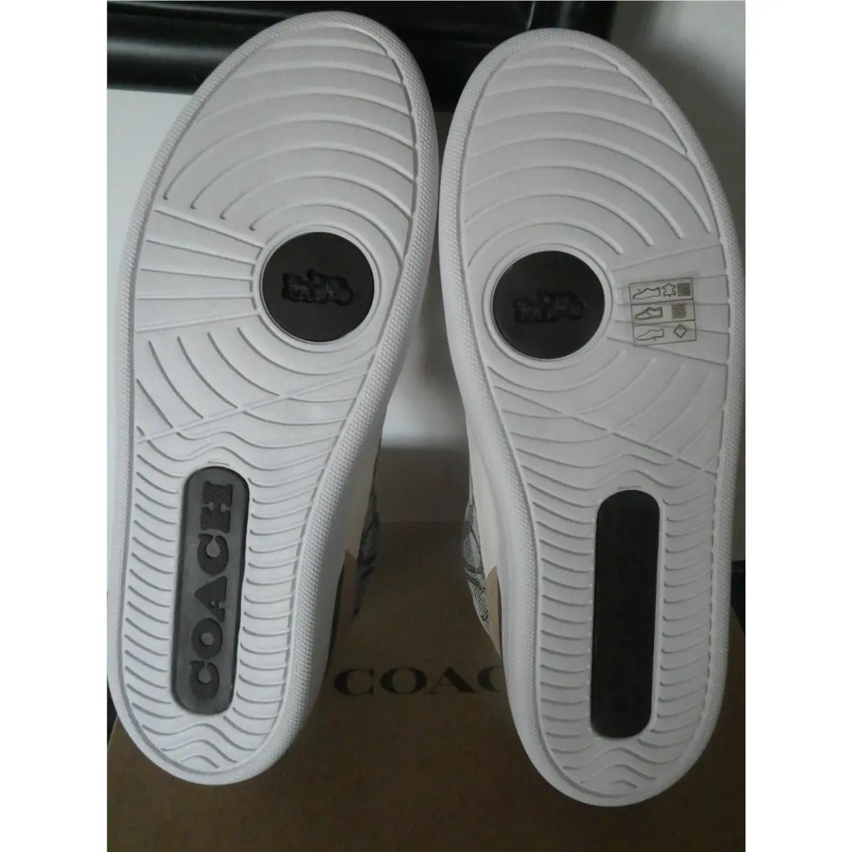 Coach shoes - Coach Clip Signature Court Low Top - Maple 6