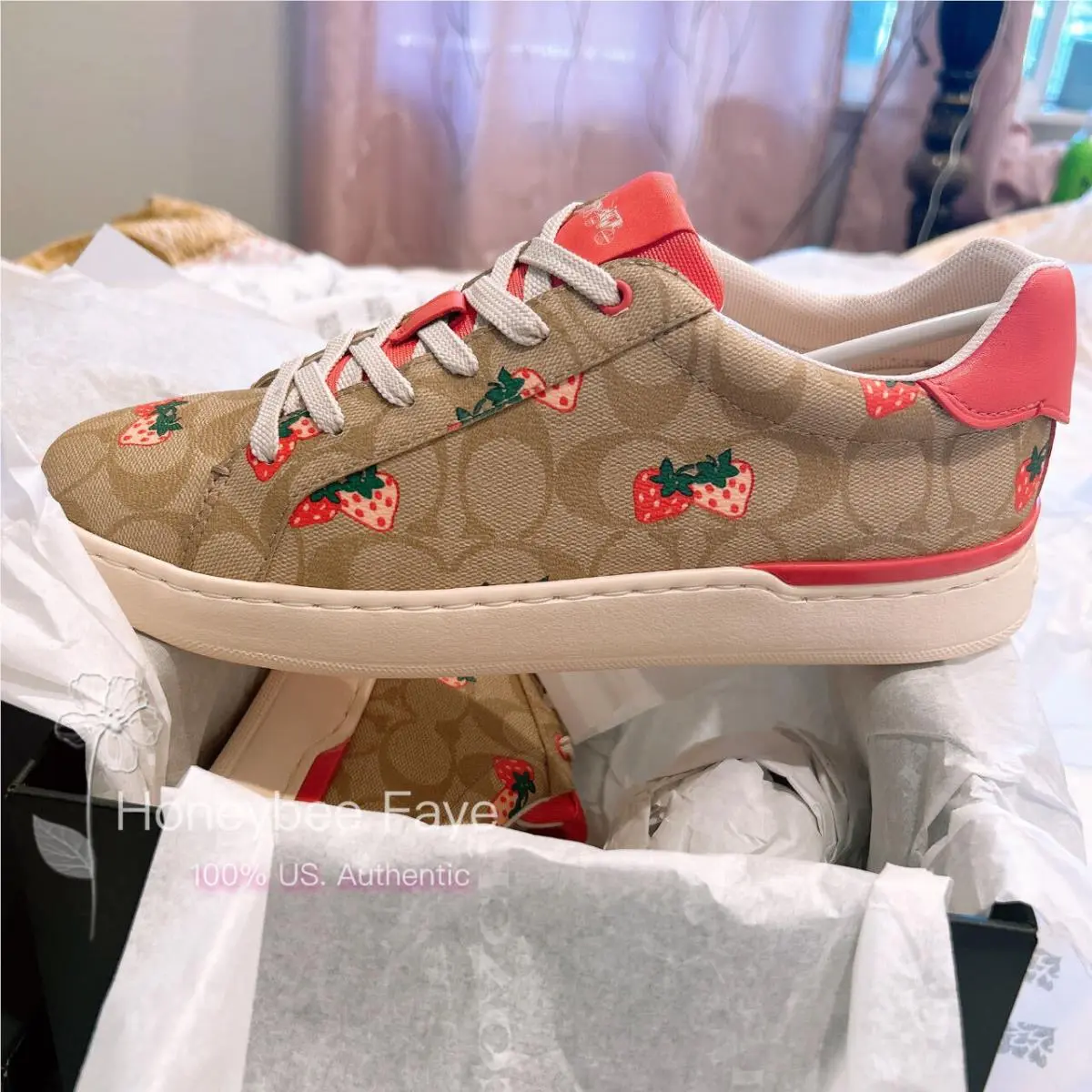 Coach Women Size 9.5 Clip Low Top Sneaker with Strawberry Print CB691