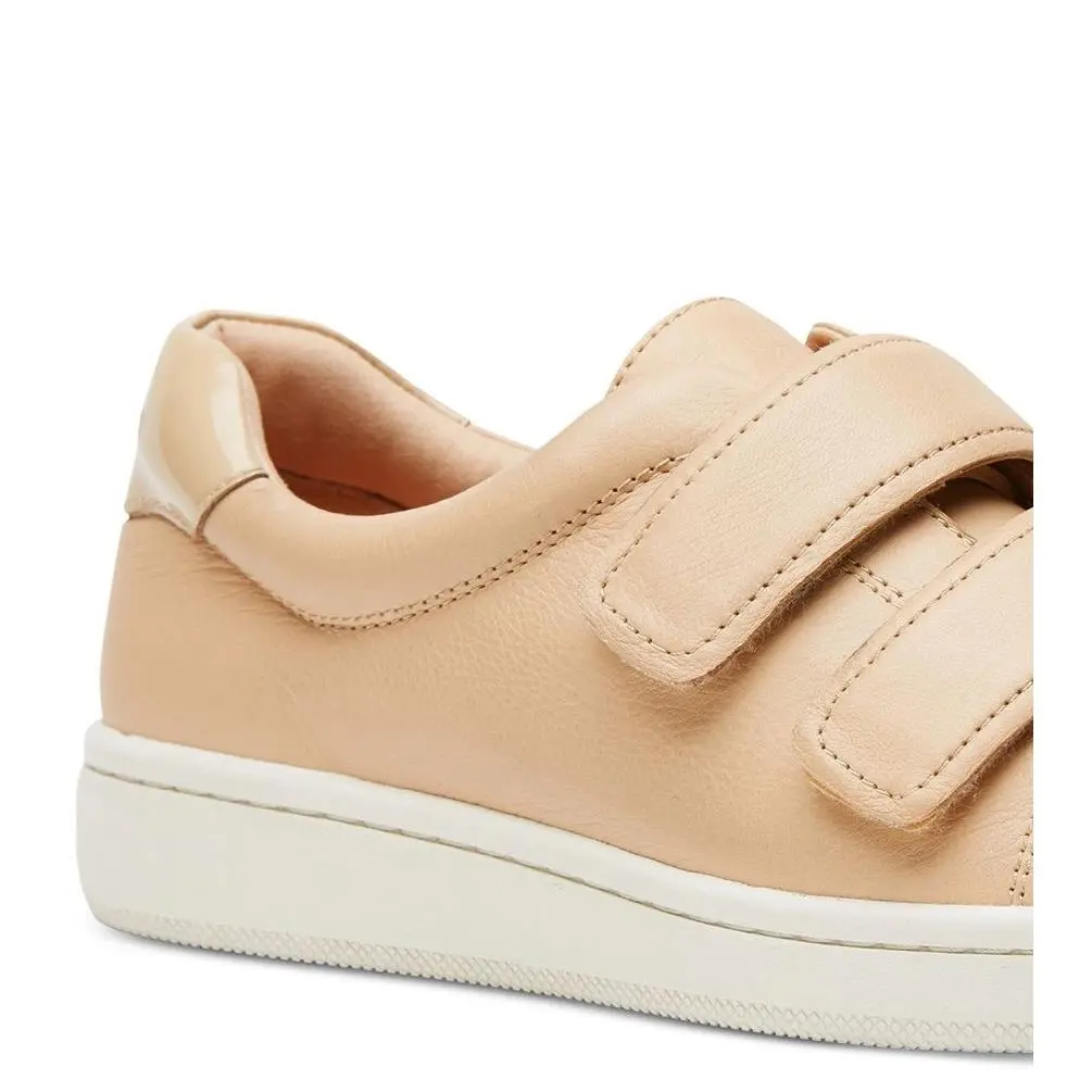 Calvin Klein shoes - Calvin Klein - Blush Nude/Sandstorm 9
