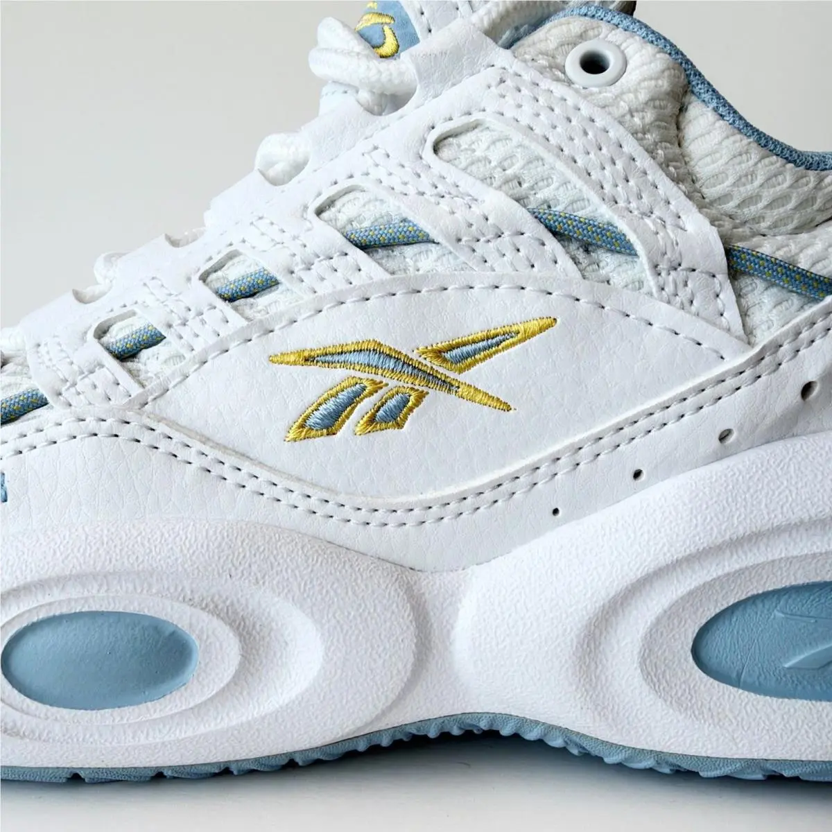 Reebok shoes - Reebok Solution - Solution - HR1833 - White 2