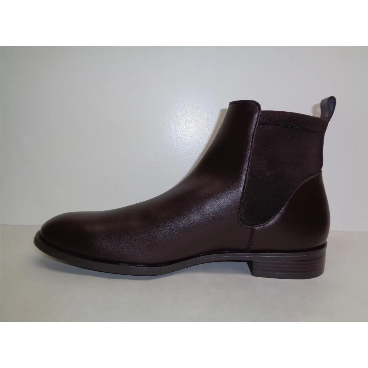 Calvin Klein shoes - Brown (UPC: 190233355531) 2