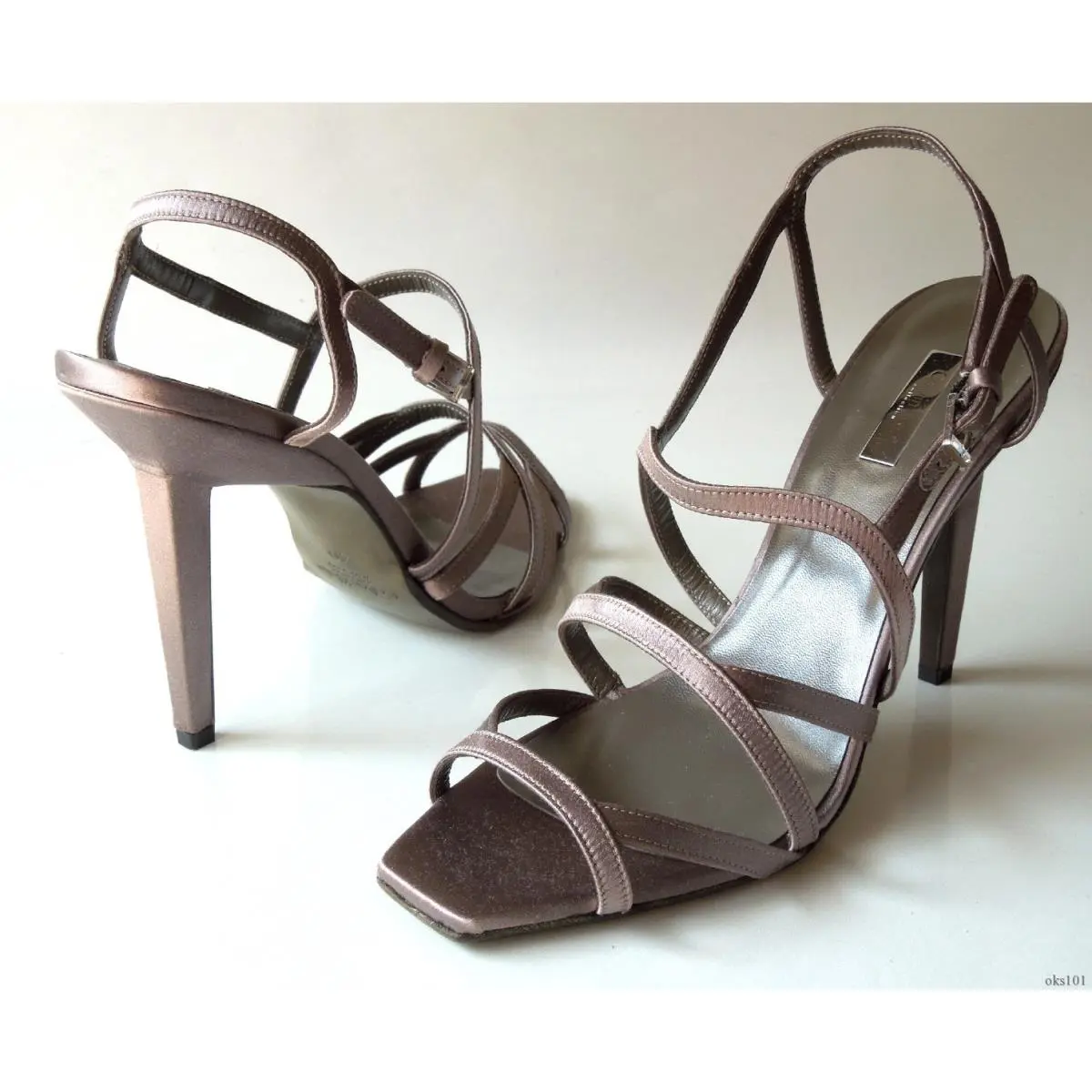 Calvin Klein shoes - Gray (UPC: 767959540215) 0