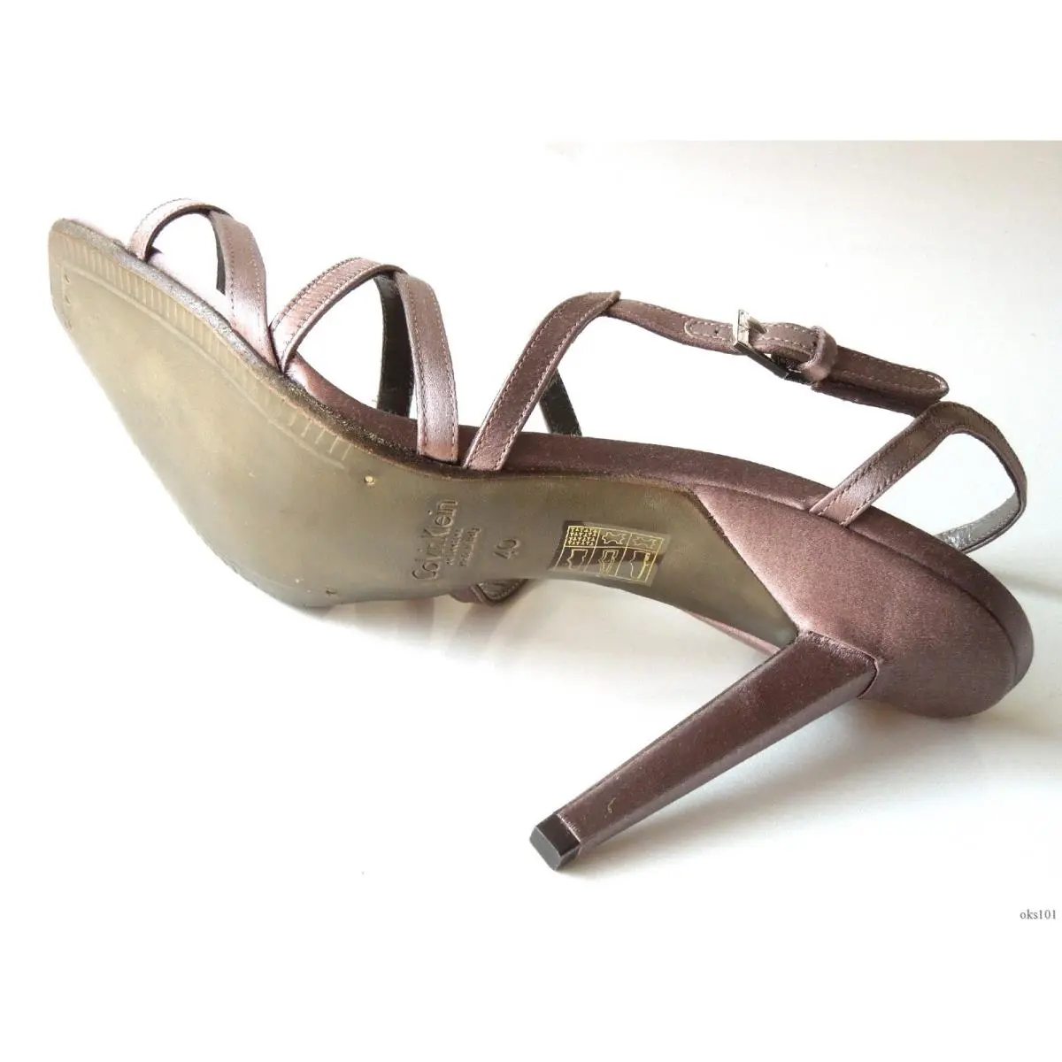 Calvin Klein shoes - Gray (UPC: 767959540215) 2