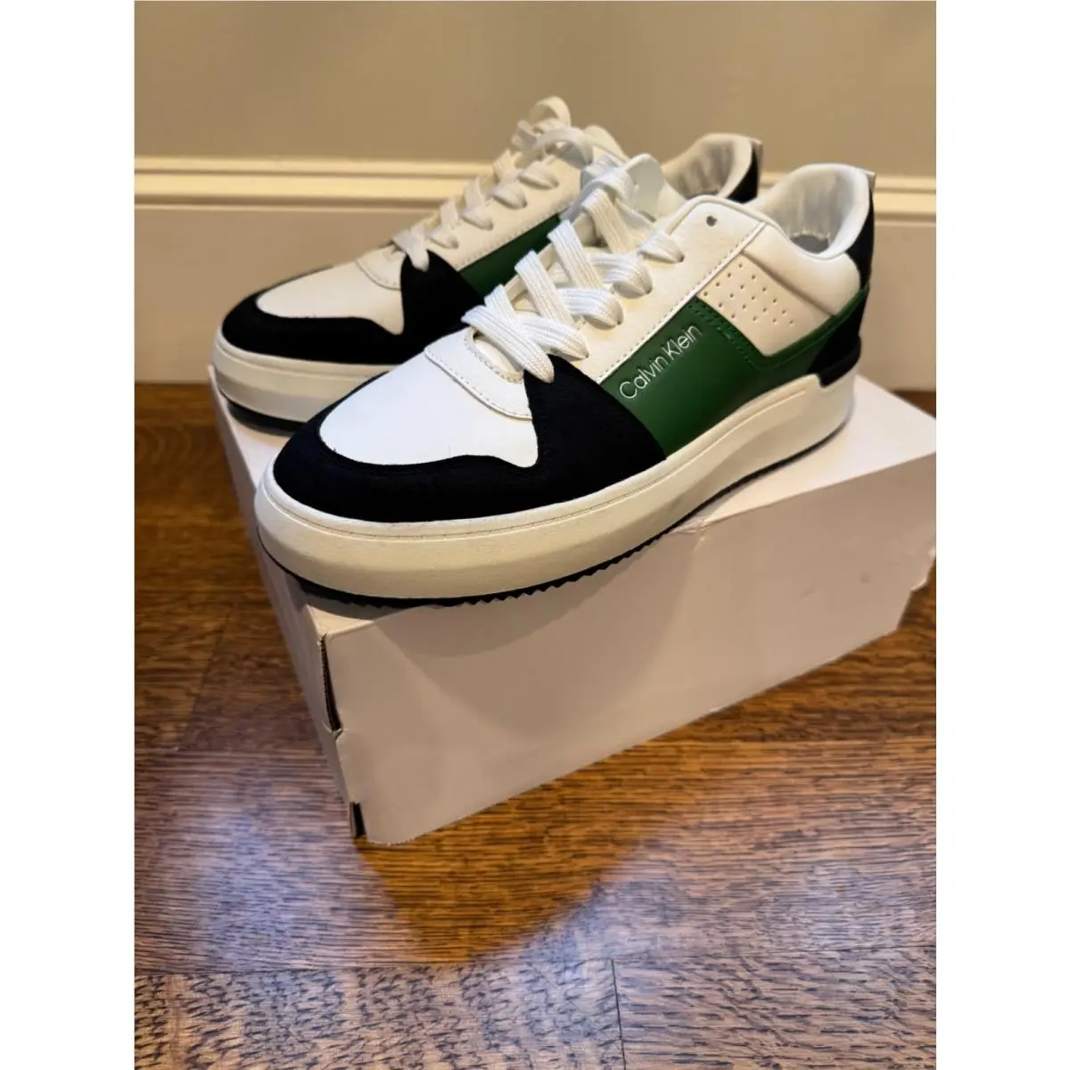 Calvin Klein shoes - White (UPC: 198756118466) 0