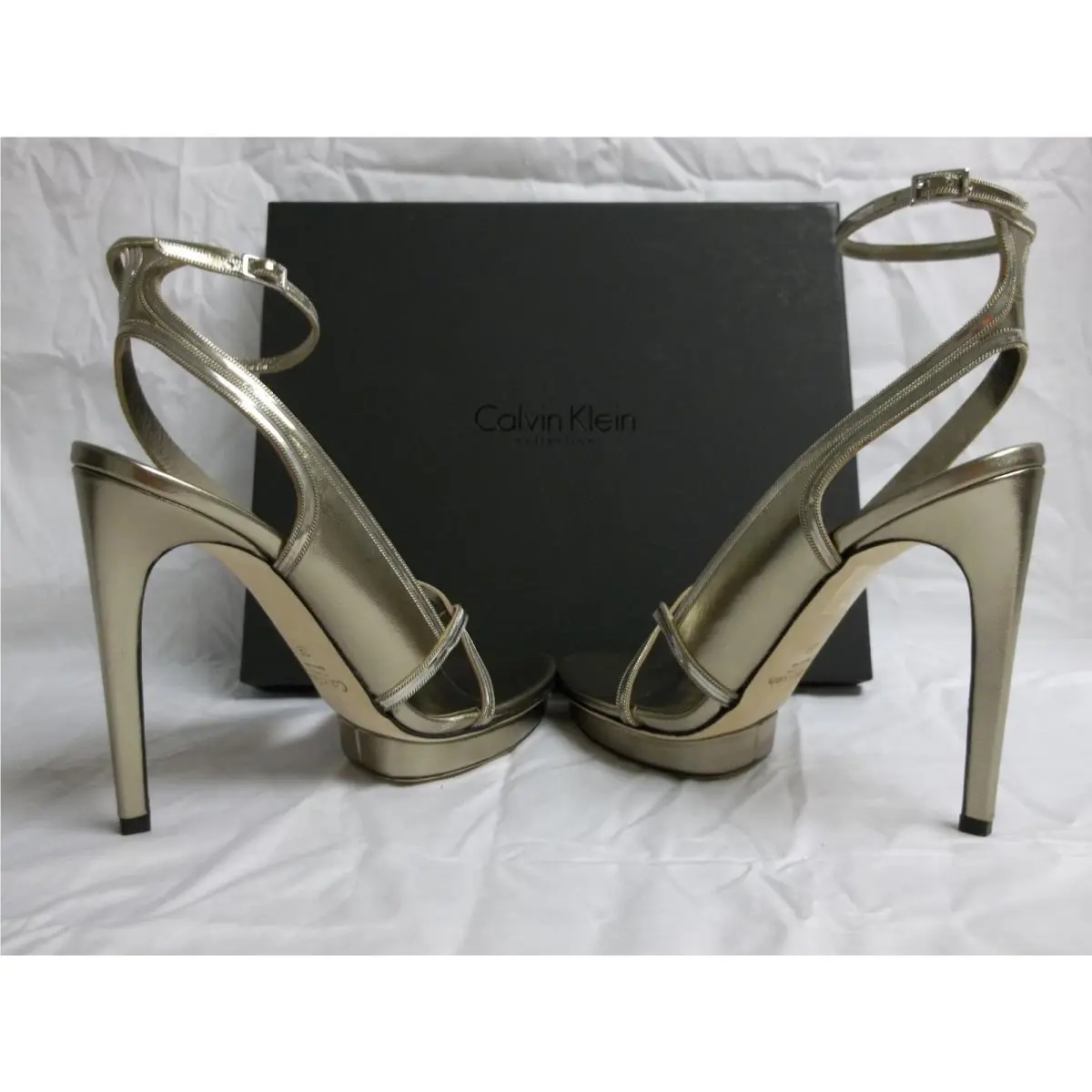 Calvin Klein shoes - Gold (UPC: 787936823827) 3