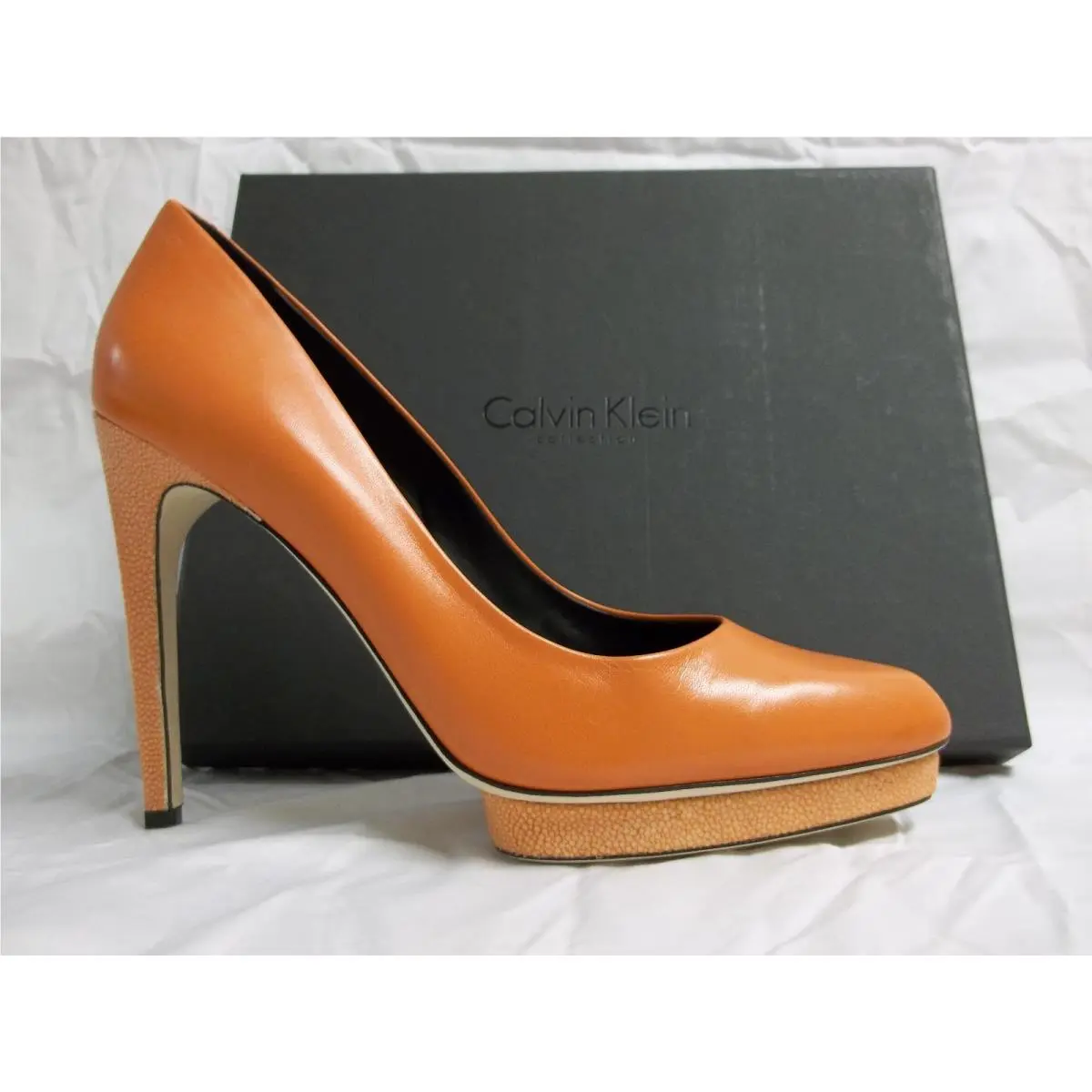 Calvin Klein shoes - Fire (UPC: 787936799443) 1