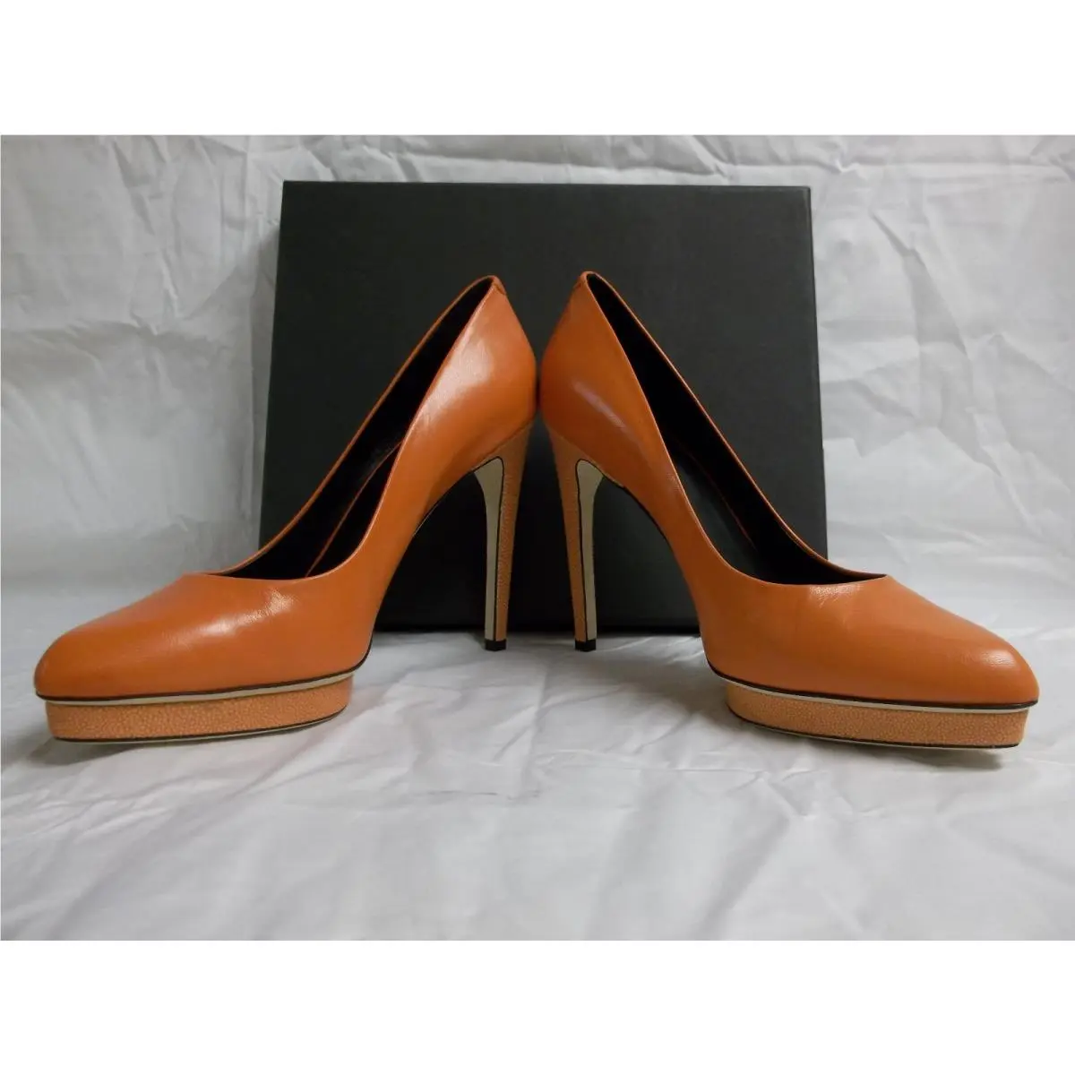 Calvin Klein shoes - Fire (UPC: 787936799443) 2