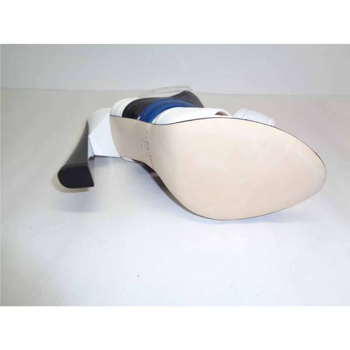 Calvin Klein shoes - White (UPC: 887180123725) 4