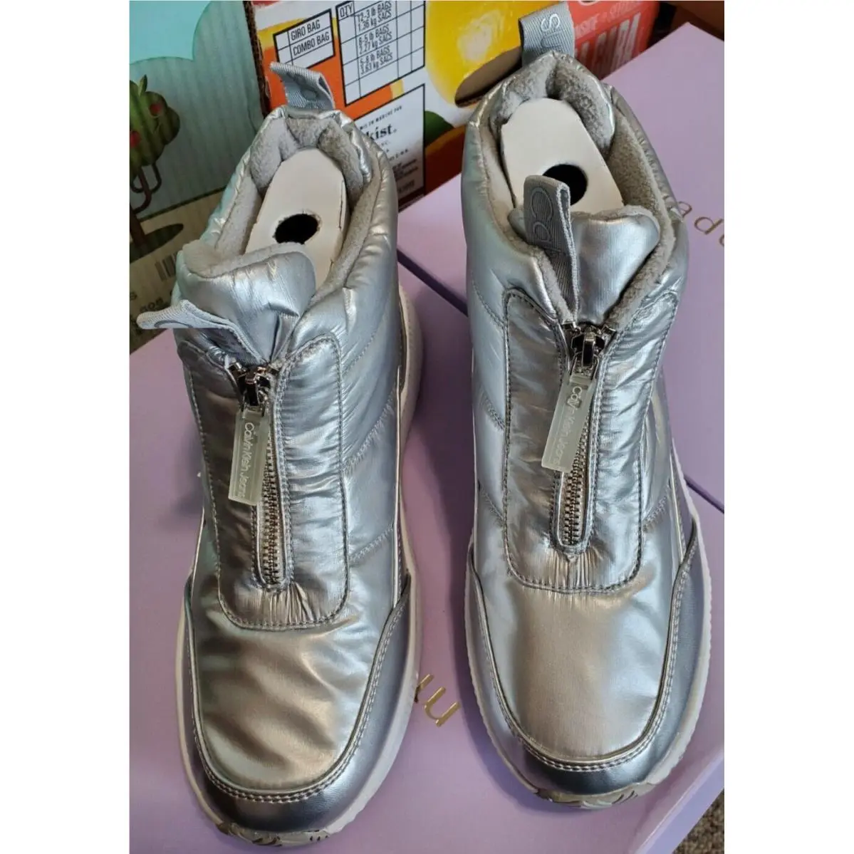 Calvin Klein Jeans Women`s Merina Slip-on Nylon Puffy Sneakers Size 9M Silver