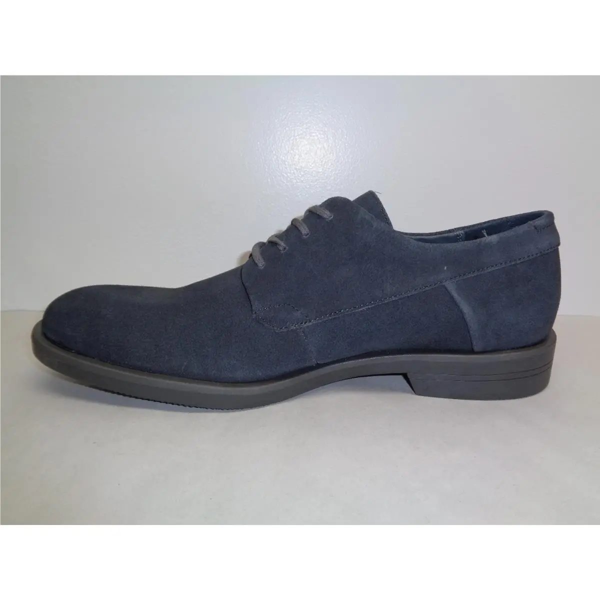 Calvin Klein shoes - Gray (UPC: 190919525791) 2