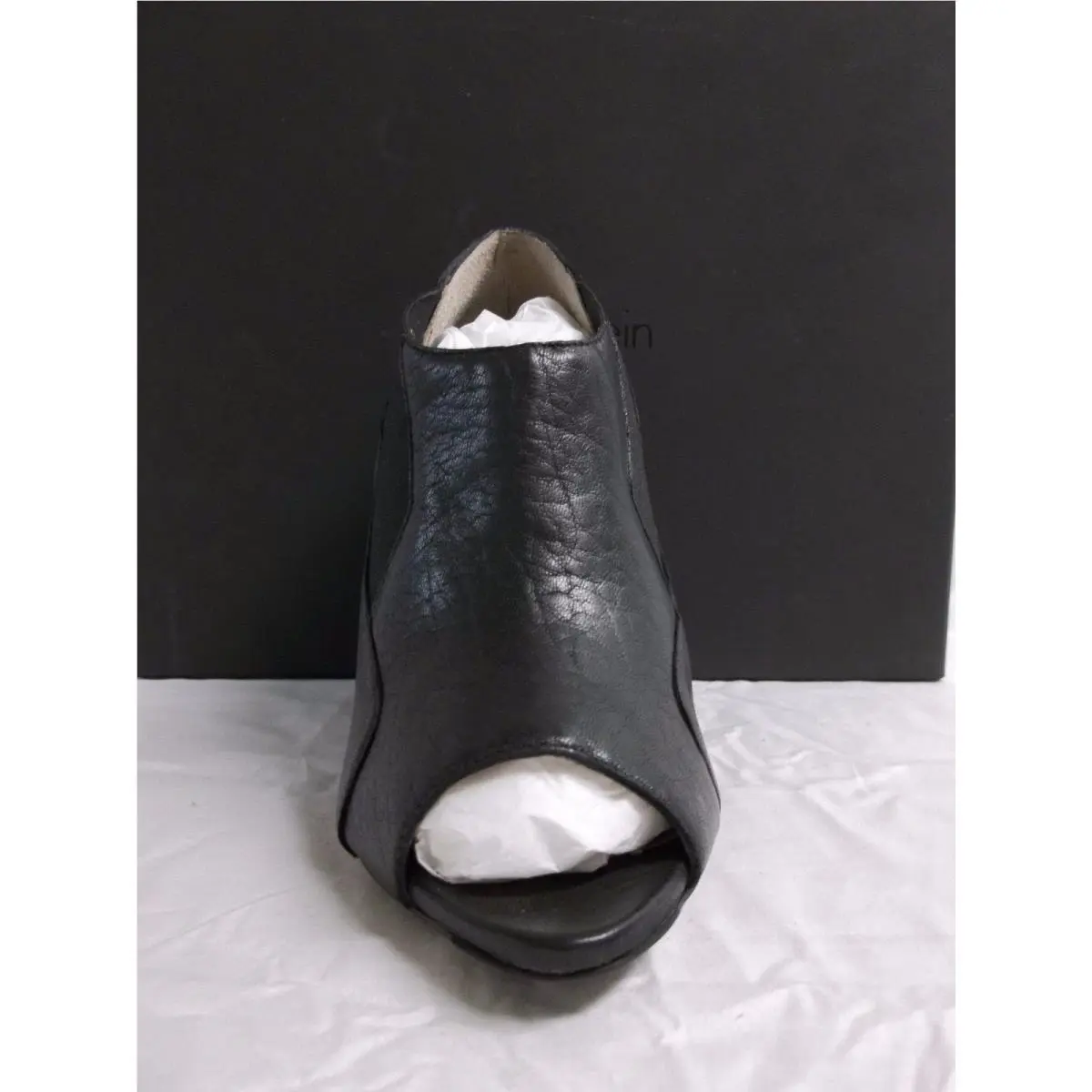 Calvin Klein shoes - Black (UPC: 787936353218) 0