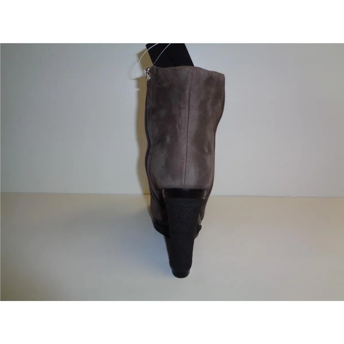 Calvin Klein shoes - Brown (UPC: 787936711803) 3