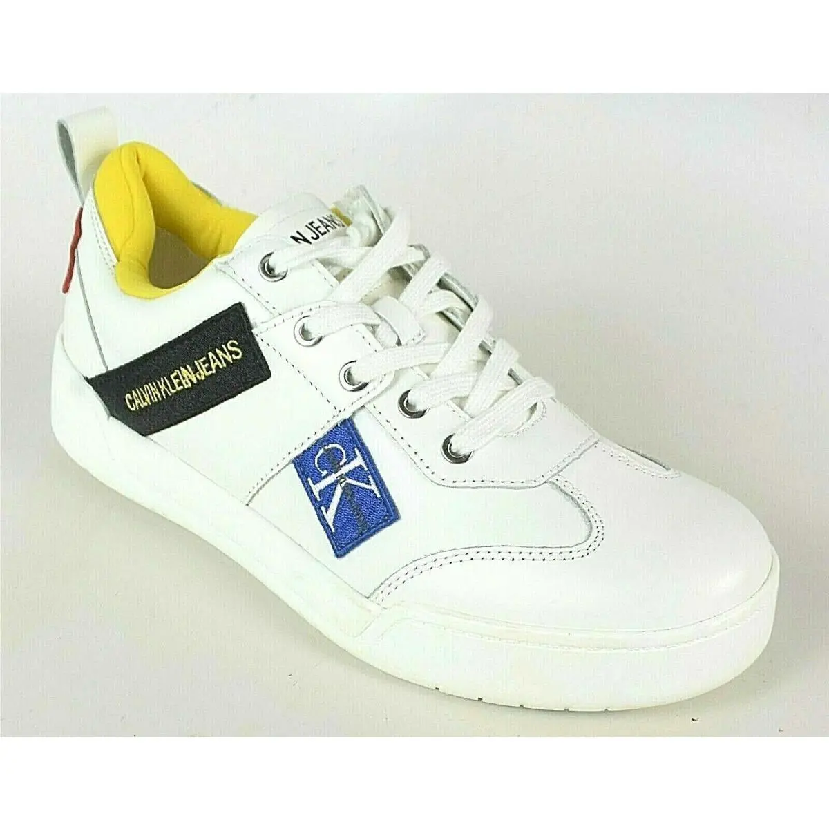Calvin Klein shoes - White (UPC: 192675376891) 0