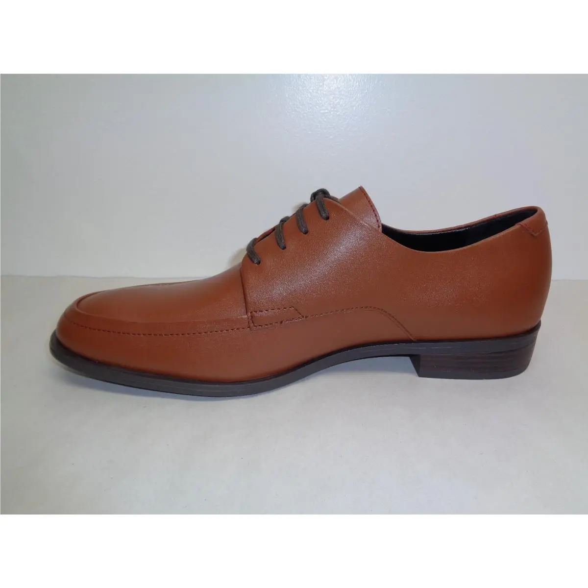 Calvin Klein shoes - Brown (UPC: 190233728793) 2