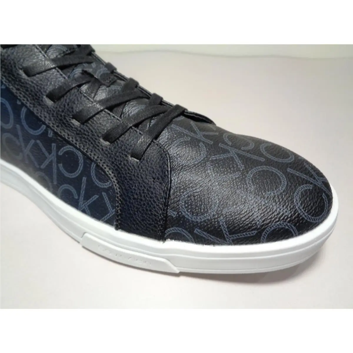 Calvin Klein shoes - Black (UPC: 194060263311) 10