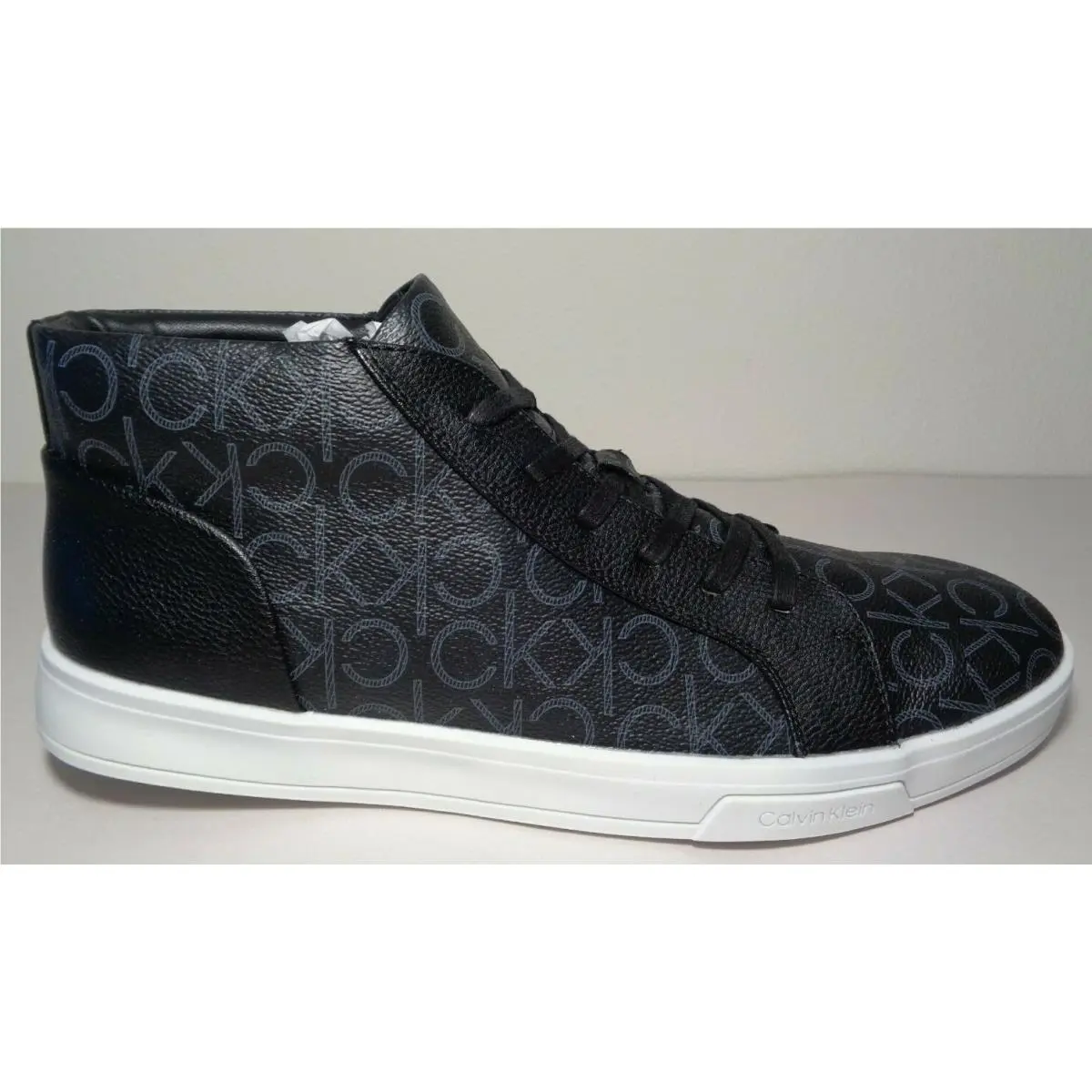 Calvin Klein shoes - Black (UPC: 194060263311) 0