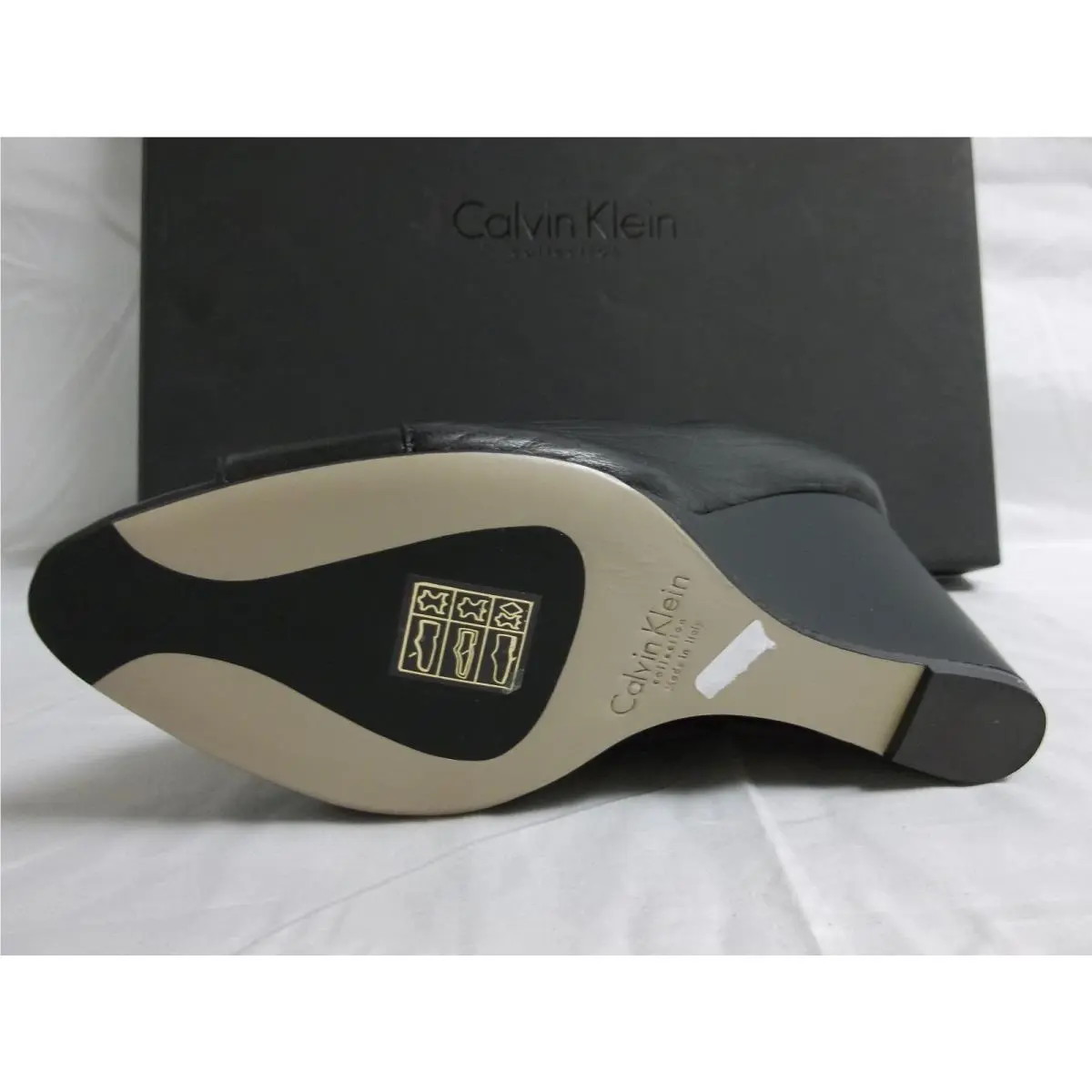 Calvin Klein shoes - Black (UPC: 787936353232) 6