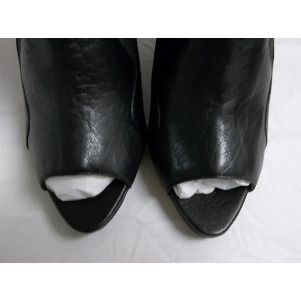 Calvin Klein shoes - Black (UPC: 787936353232) 4