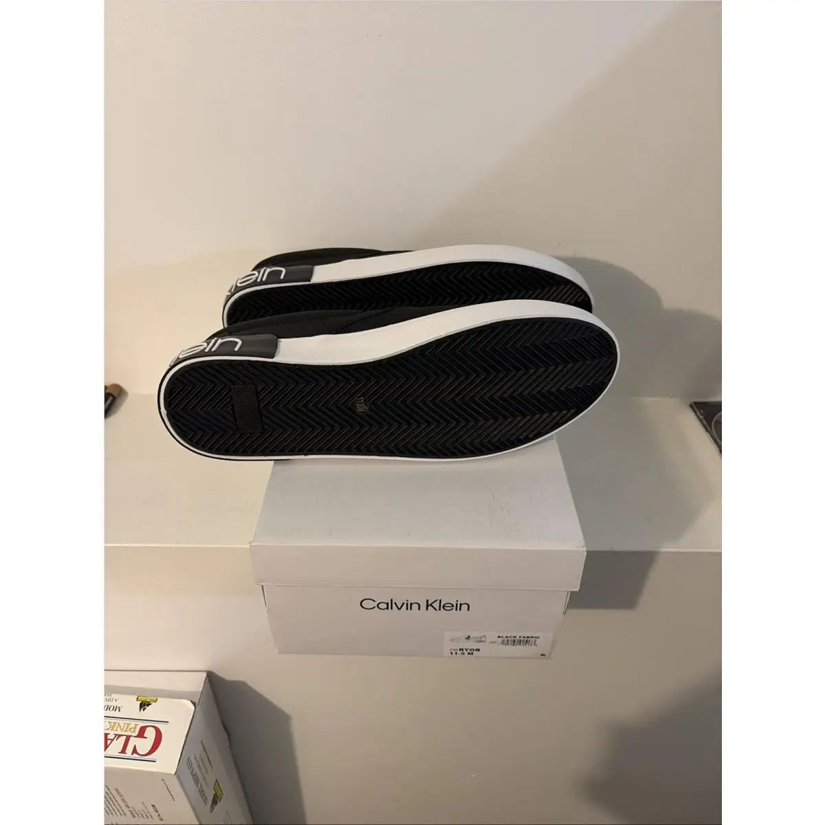 Calvin Klein shoes - Black (UPC: 0195182915133) 3