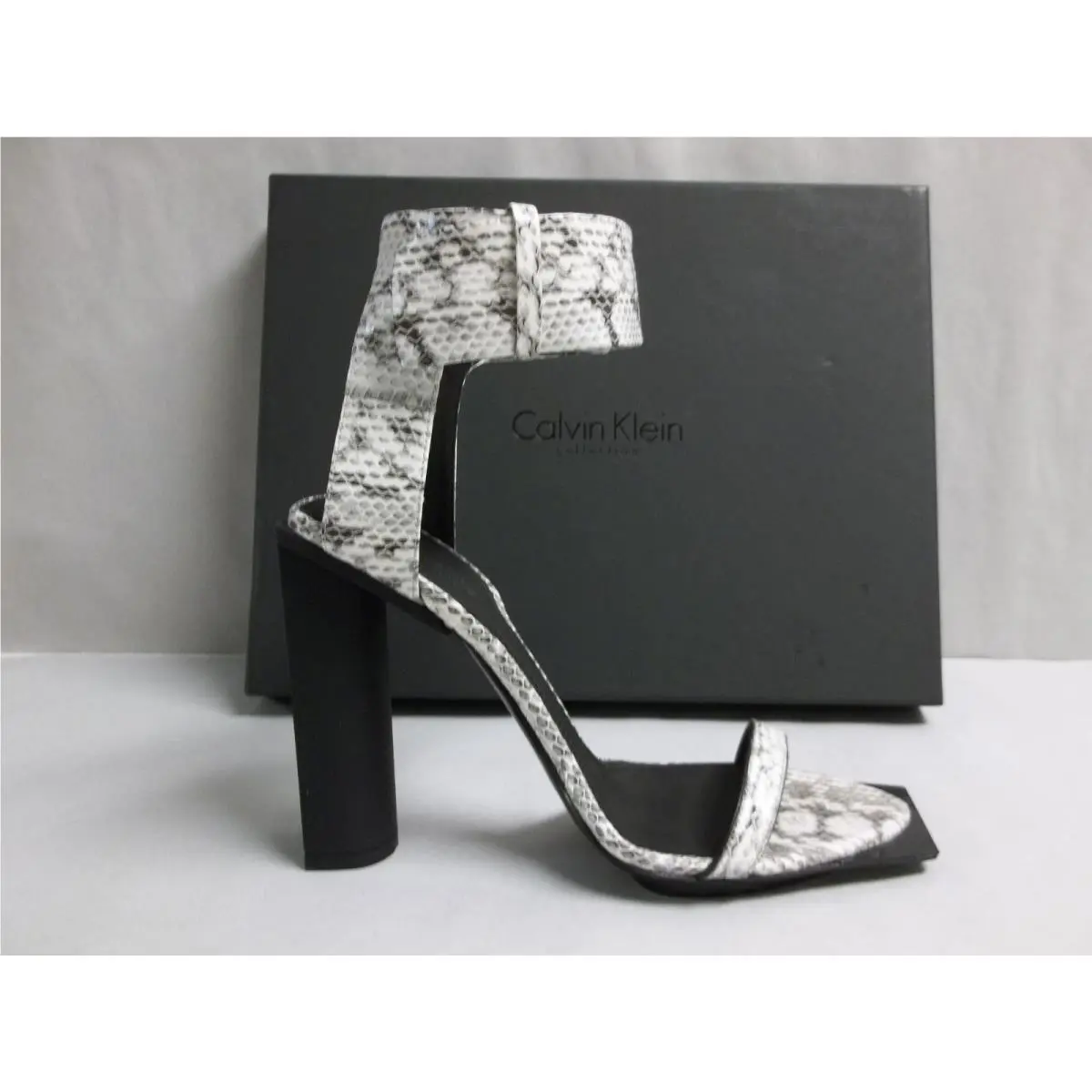 Calvin Klein shoes - White (UPC: 887874548773) 10