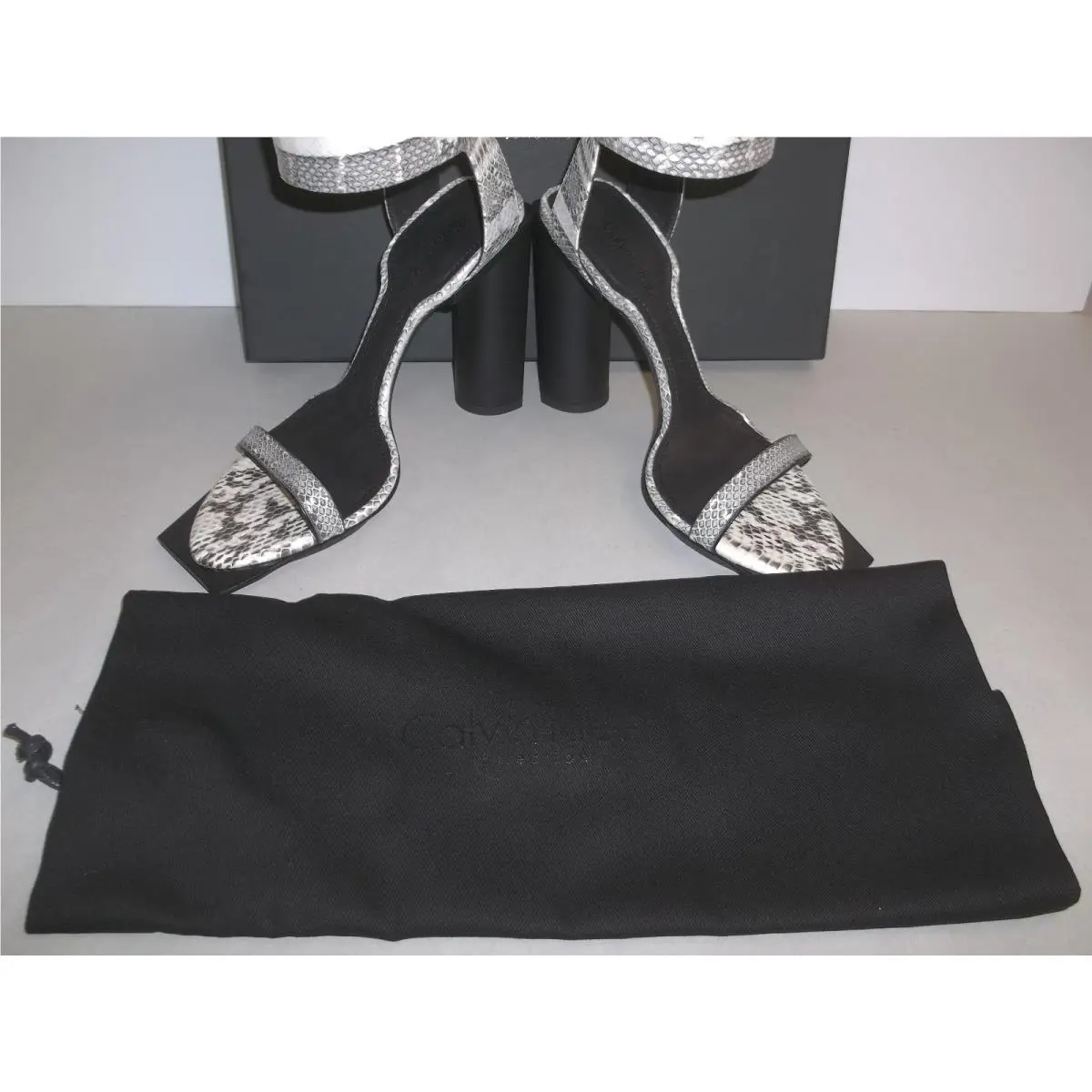 Calvin Klein shoes - White (UPC: 887874548773) 7