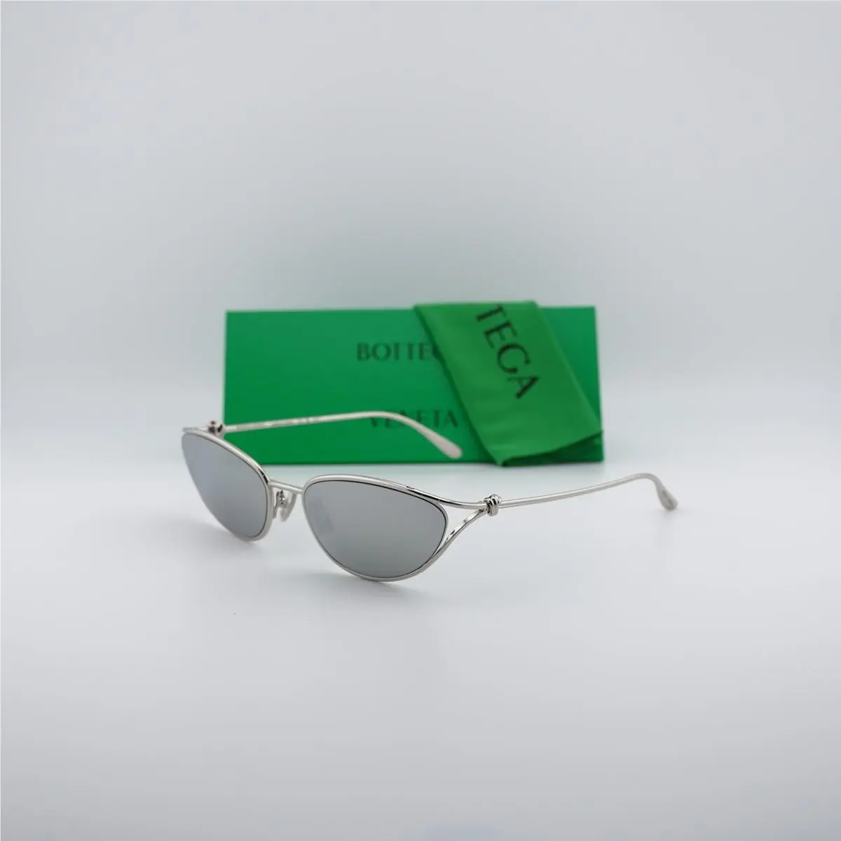 BV1330S 002 Silver/silver Mirror 57-19-130 Sunglasses by Bottega Veneta