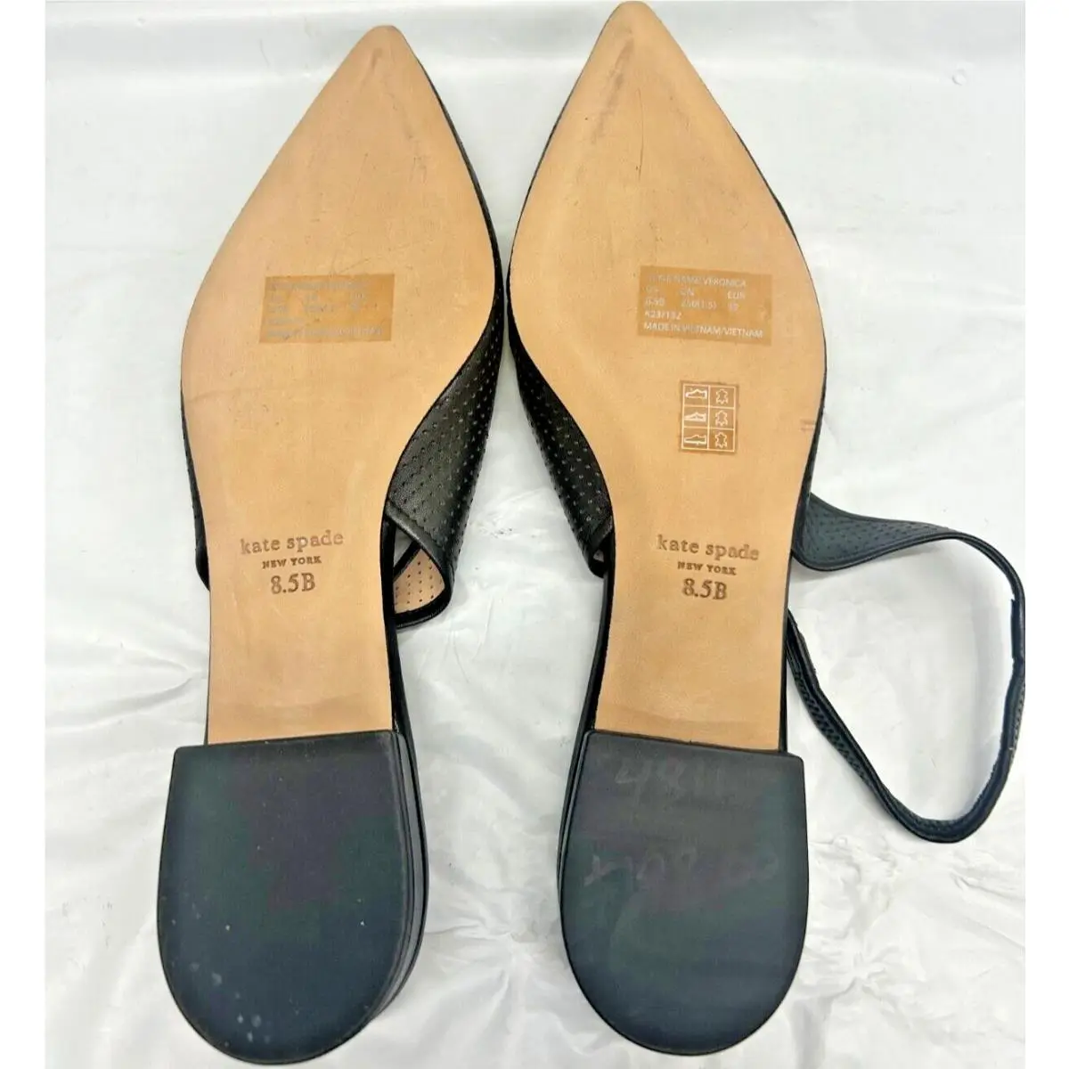 Kate Spade shoes - Black (UPC: 196021046391) 4