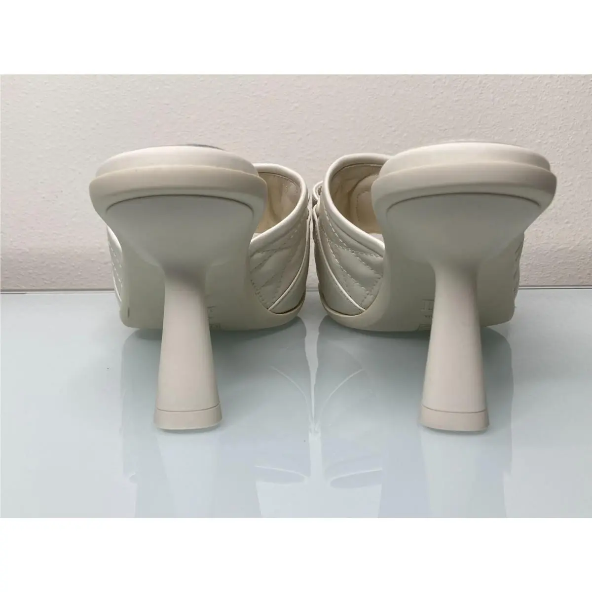 Dior shoes - White (UPC: 3616258285679) 2