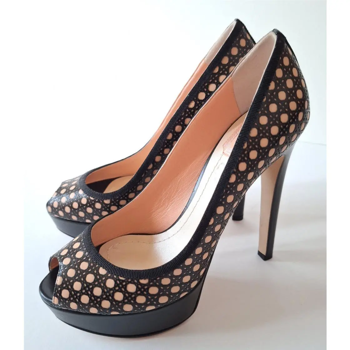 Christian Dior Classic Black Beige Cannage Peep Toe Leather Pumps Size 39 EU