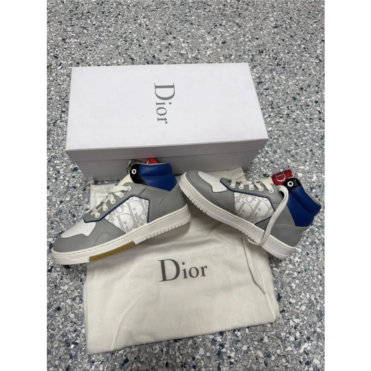 100 % Dior Shoes For Kids Unisex. Size EU 30 / US 12.5 Gray