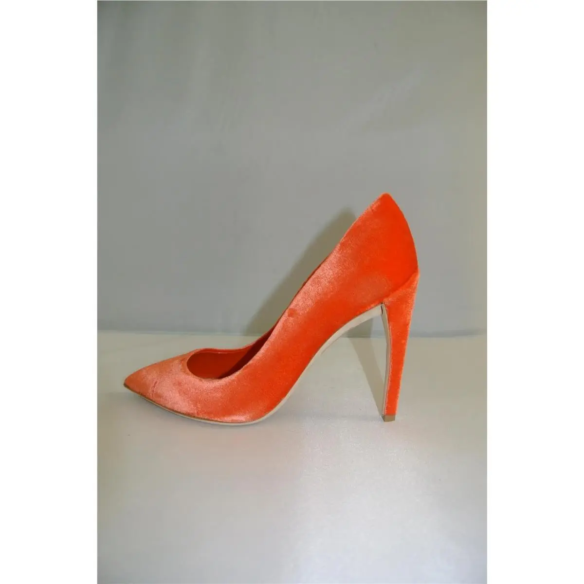 Christian Dior Pointy Toe Pump Shoe Heels Sz:38.5 Retail