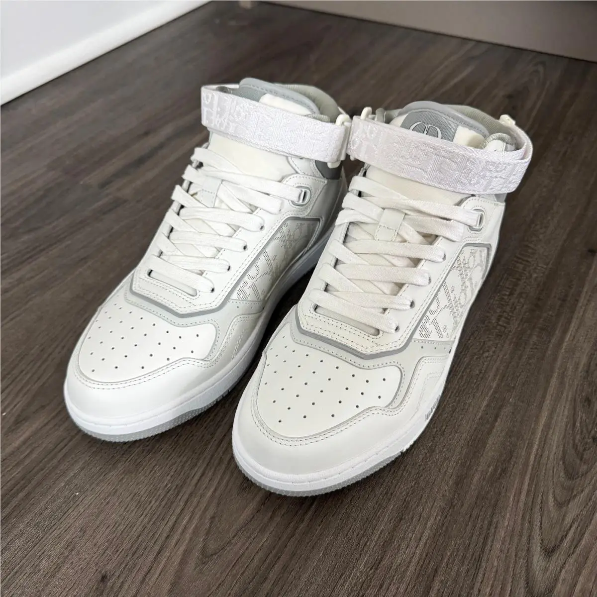 Dior shoes - White 1