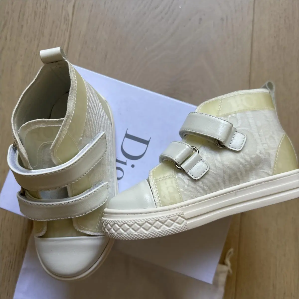 Dior shoes - White 2