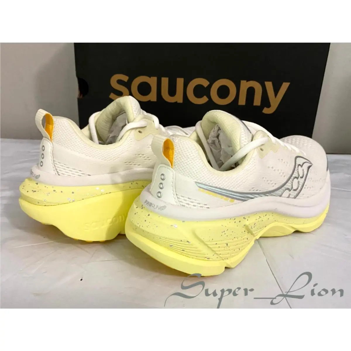 Saucony shoes - Saucony Hurricane 25 - Hurricane - Ivory 13