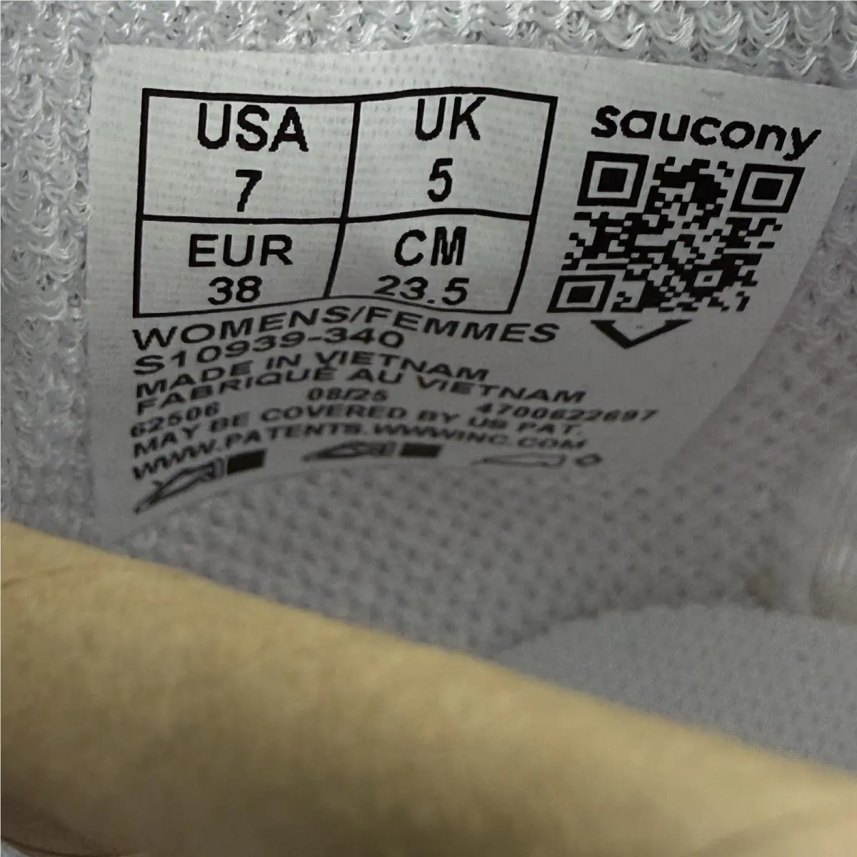 Saucony shoes - Saucony Endorphin PRO 4 - Endorphin PRO - S10939-340 - White 7