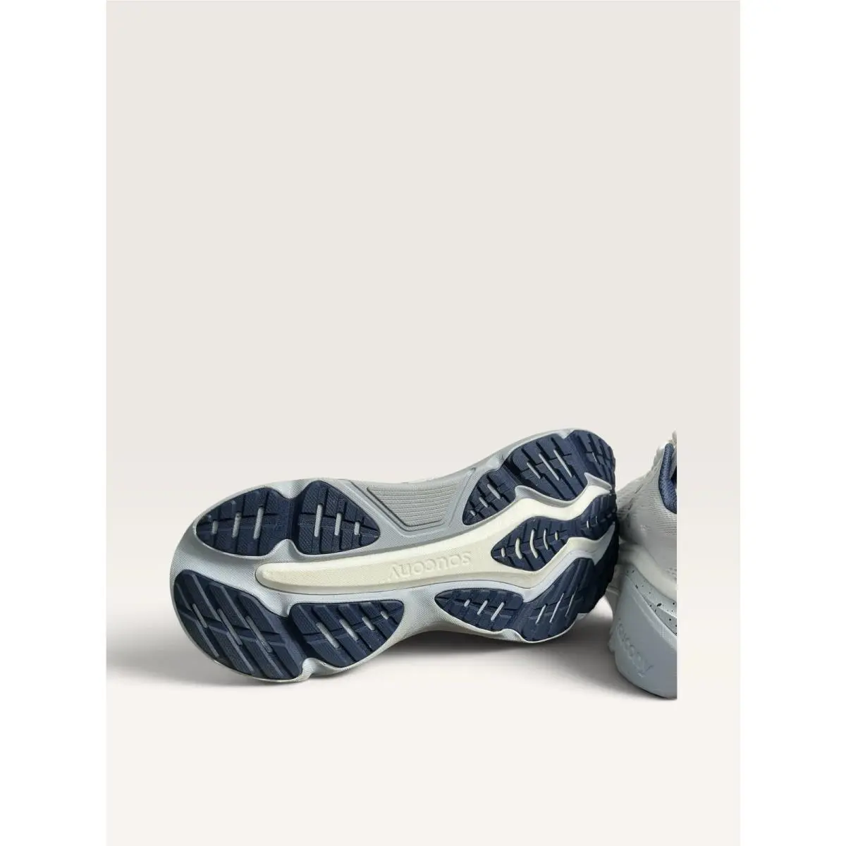 Saucony shoes - Saucony Hurricane 25 - Hurricane - S21026-106 - White 3