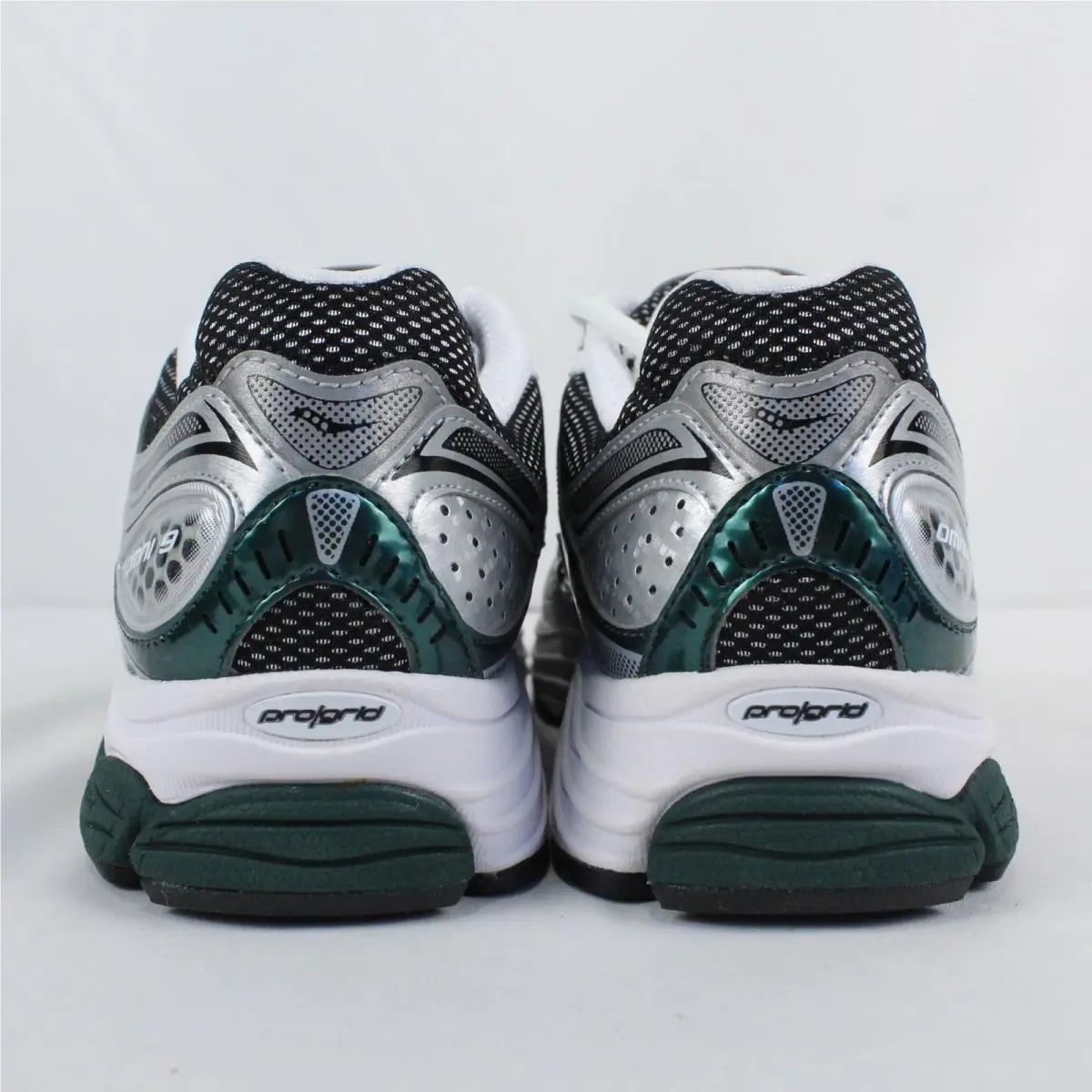 Saucony shoes - S7073956 - S70739-56 - White (UPC: 195021658351) 1
