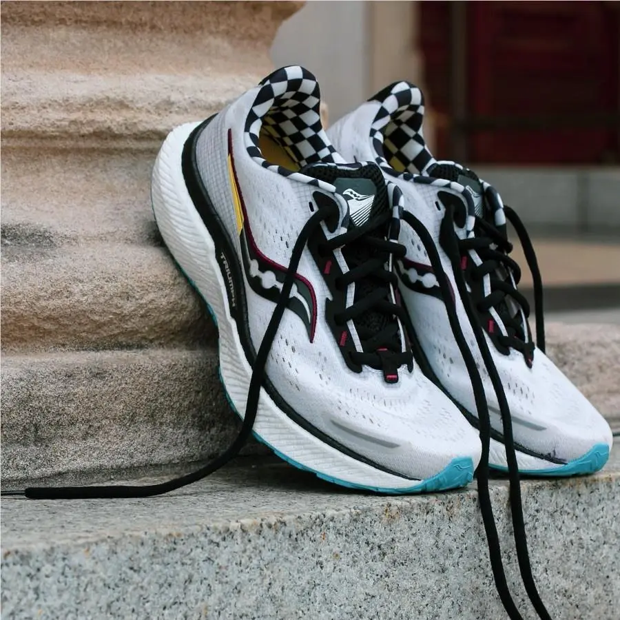 Saucony shoes - Saucony Triumph - Triumph - White 2