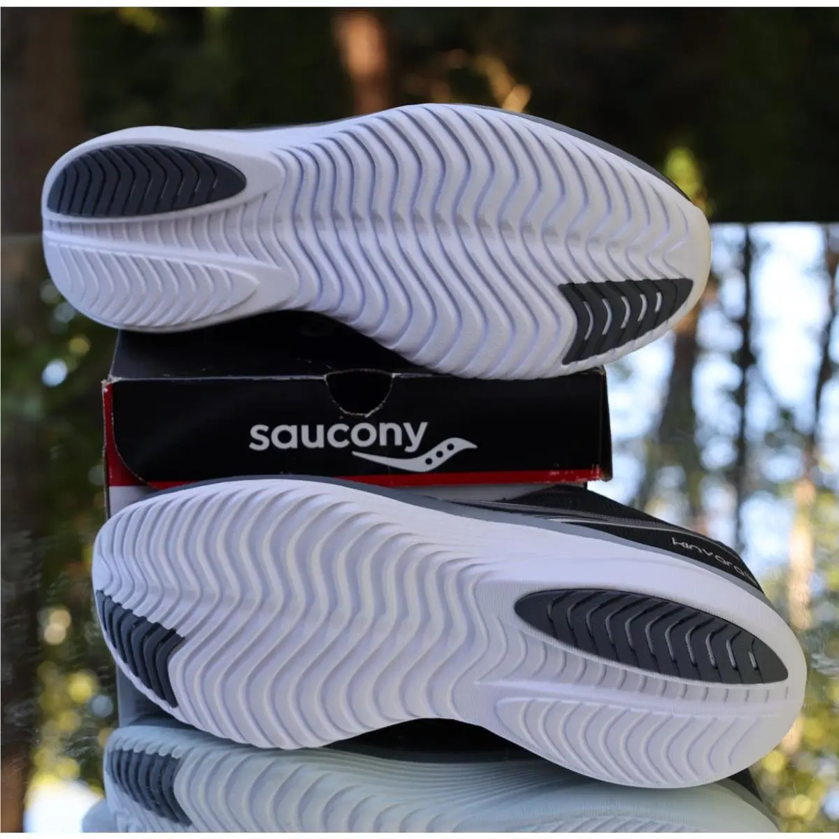 Saucony shoes - Saucony Kinvara 15 - Kinvara - S20967 200 - Black, way:: Black, White 9