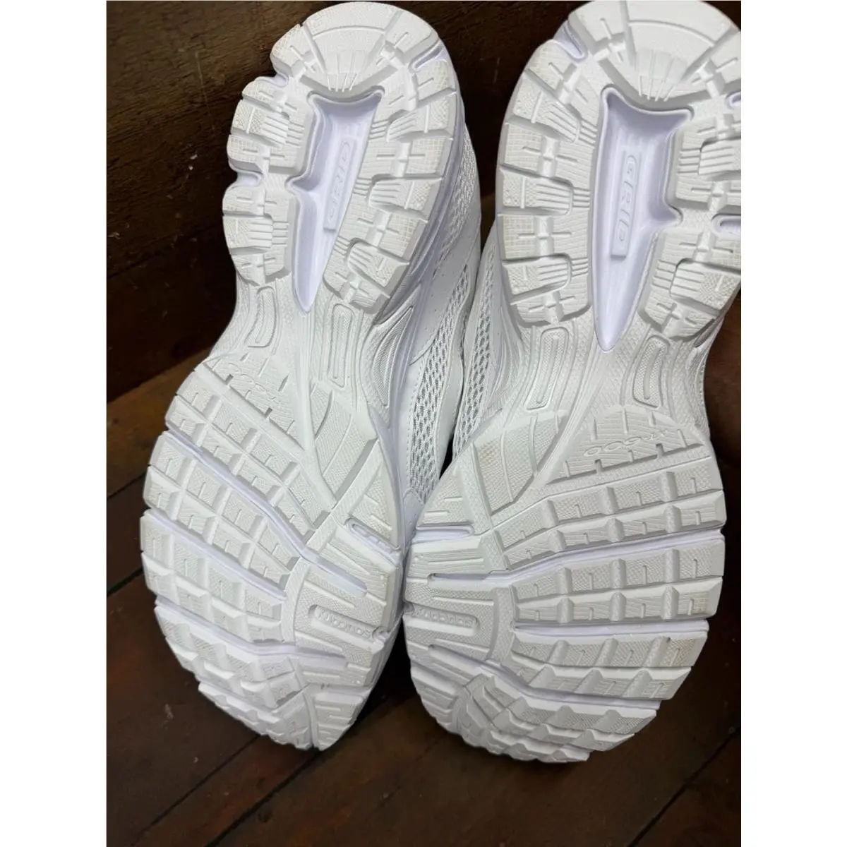 Saucony shoes - Saucony Ride Millennium - Ride Millennium - S70812-13 - White 9