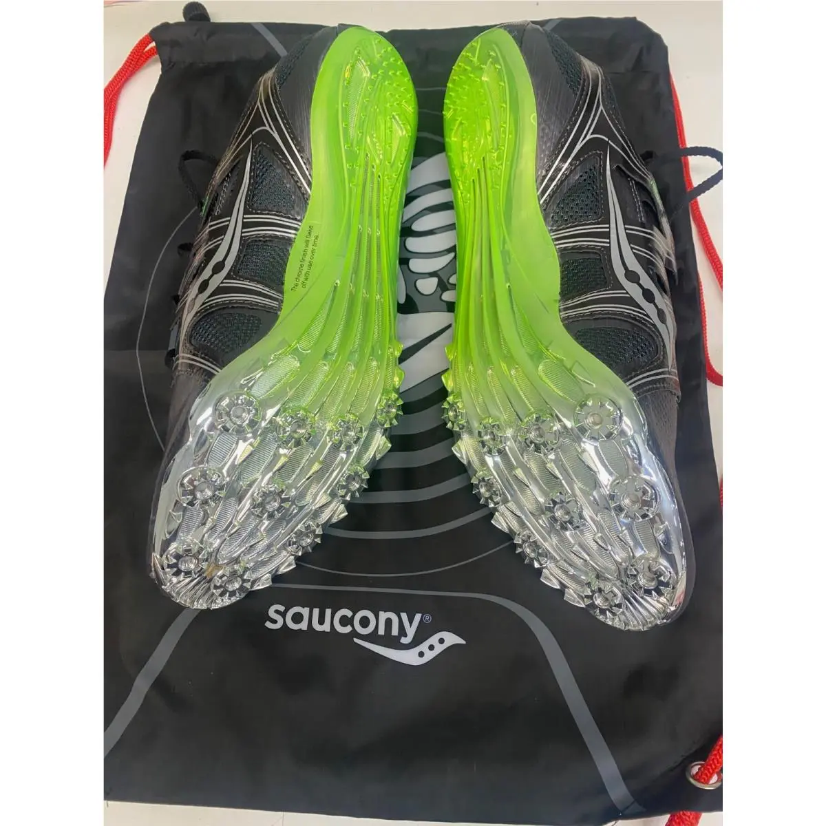 Saucony shoes - Saucony Showdown - Showdown - S29017-4 - Black 0