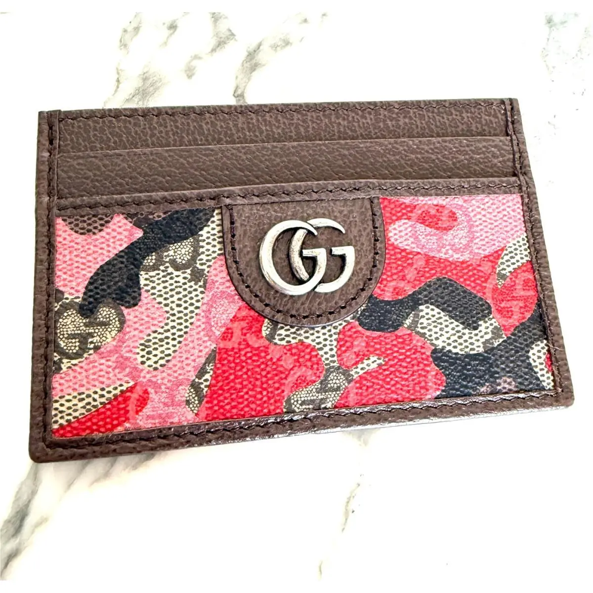 834795 Brown Leather Pink Camo GG Icon Supreme Canvas Card Holder Wallet by Gucci