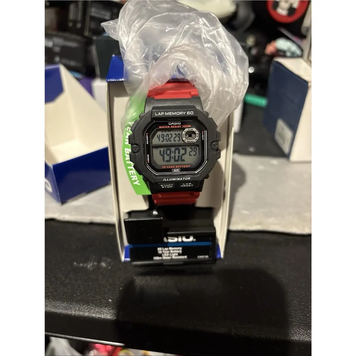 Unisex  Digital Sports Lap Memory Red Strap WS-1400H-4AVCF W/box by Casio