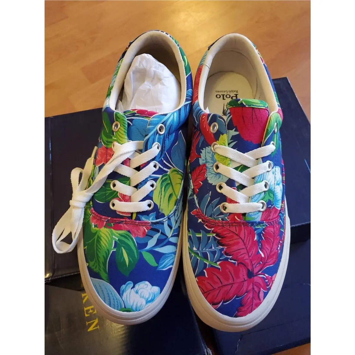 Ralph Lauren shoes - Blue (UPC: 195167329139) 0