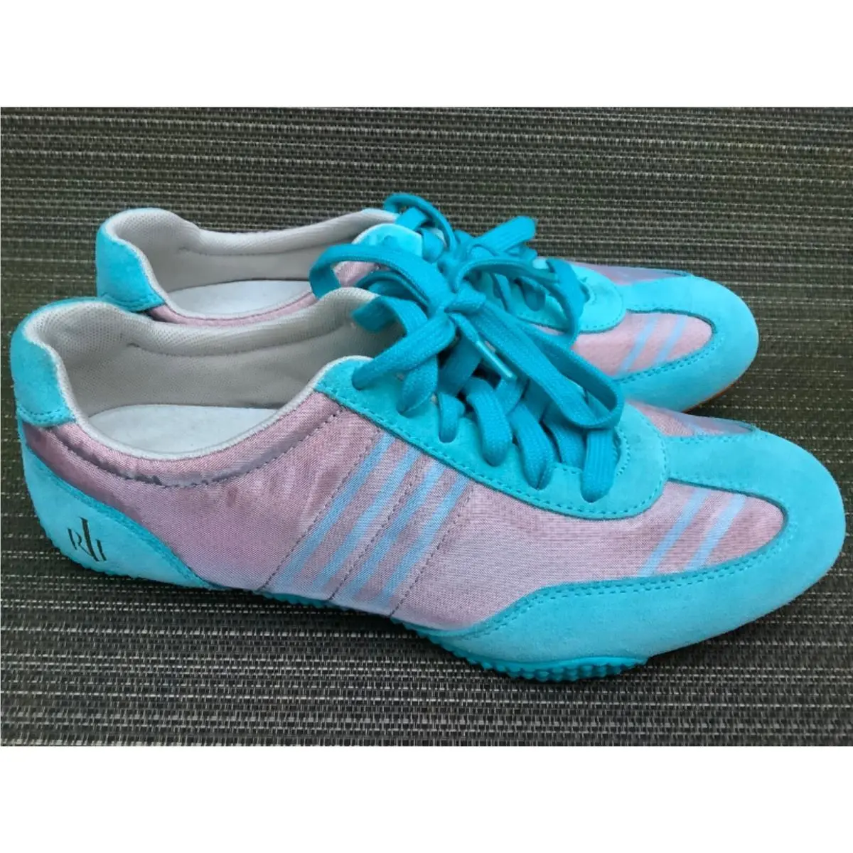 Ralph Lauren Vintage Suede Mesh Blue Pink Silver Athletic Shoes Sneakers 6.5