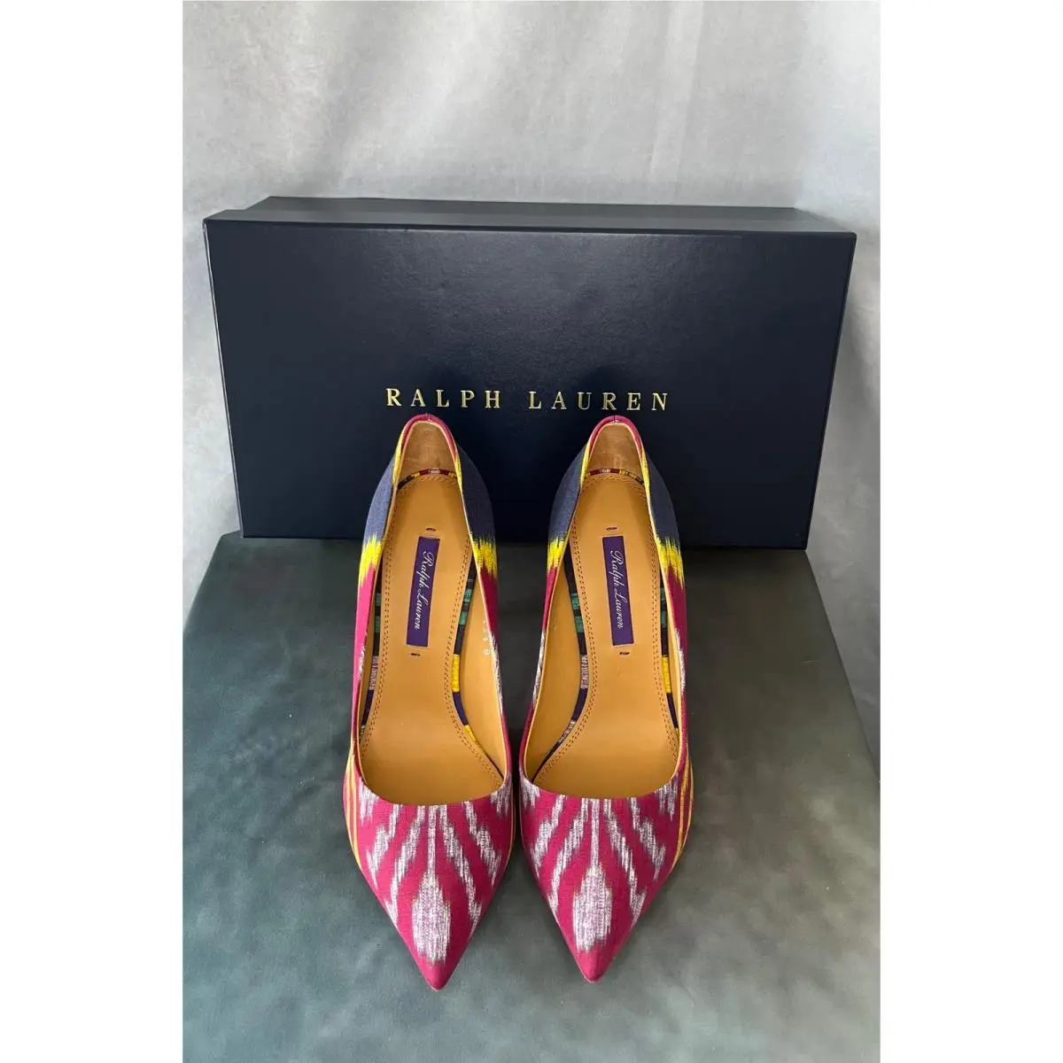 Ralph Lauren Purple Label Celia Ikat Silk Pumps Italy Heels 36.5 US 6.5